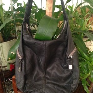 Kenneth Cole Reaction